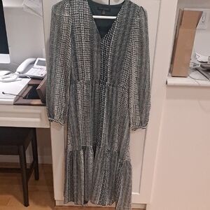 Banana Republic Petite XXS Tiered Dress